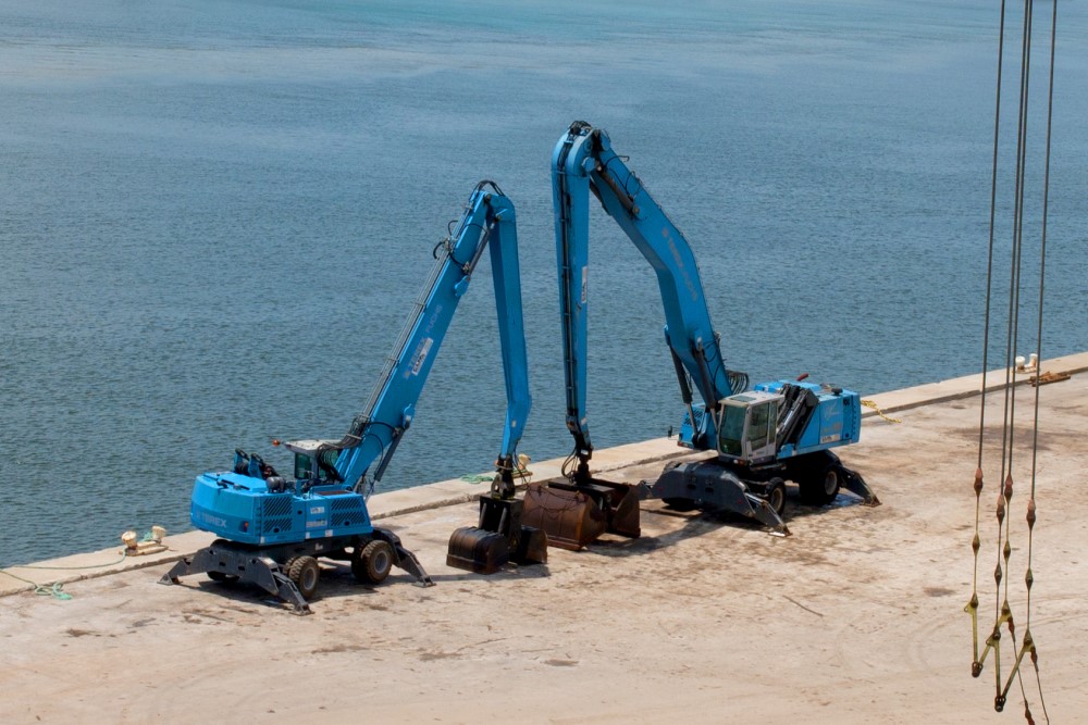 Lesson 2: Transloading Facilities & Equipment - image 3